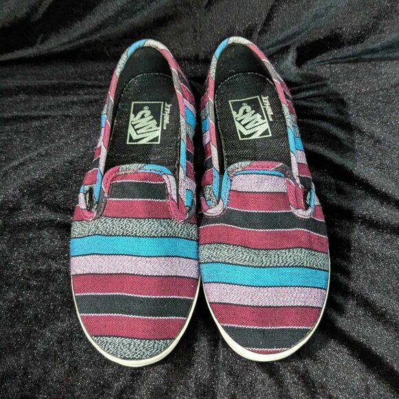 Comfy Multicolored Striped Vans in Size 7.5 - Women's Slip-On - Picture 11 of 12